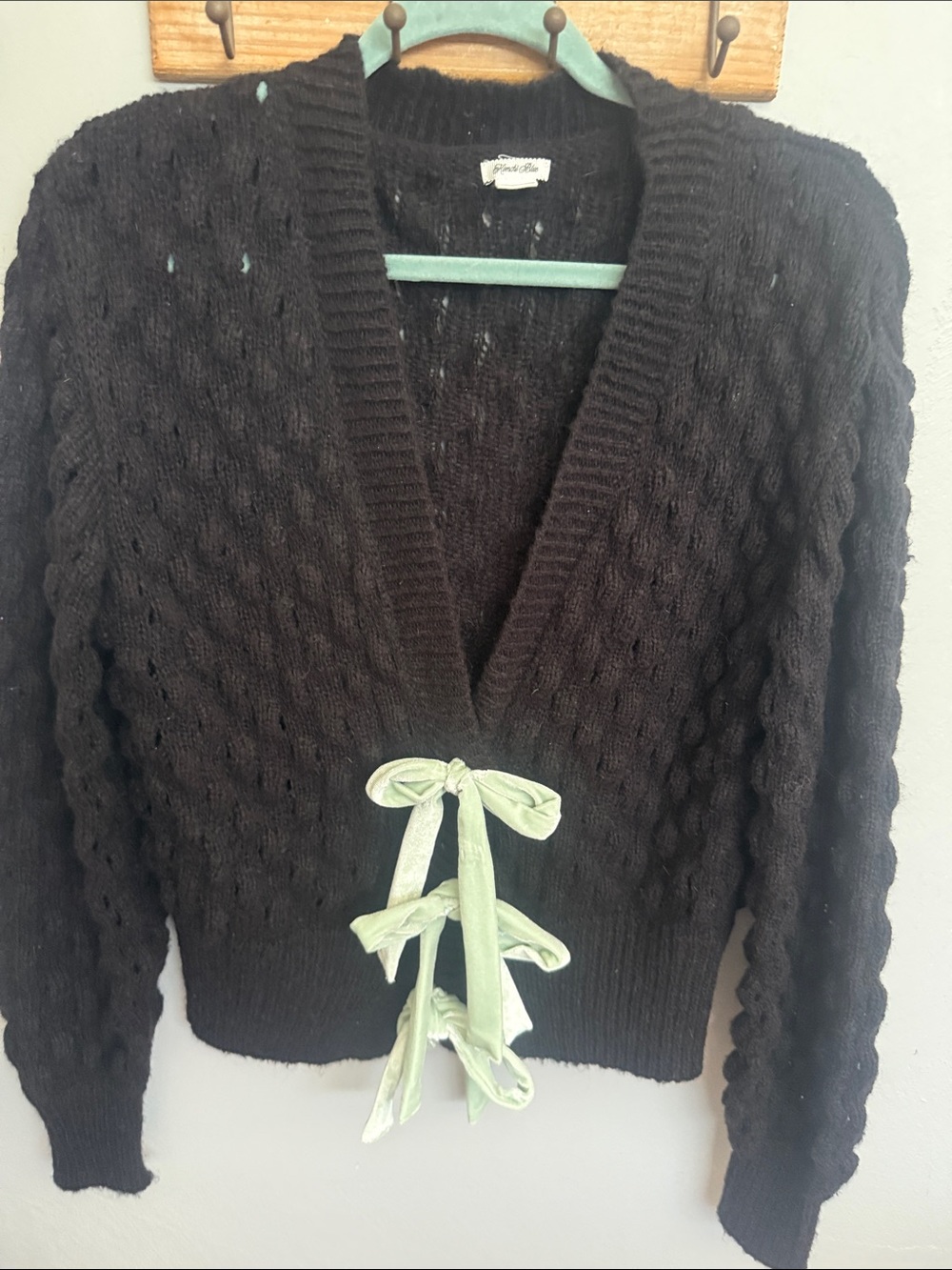 Kimchi Blue Urban Outfitters XS Black Cable Knit Cardigan with Mint Bow Tie Snap